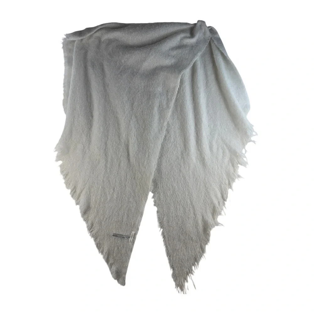 Anthropologie scarf bias